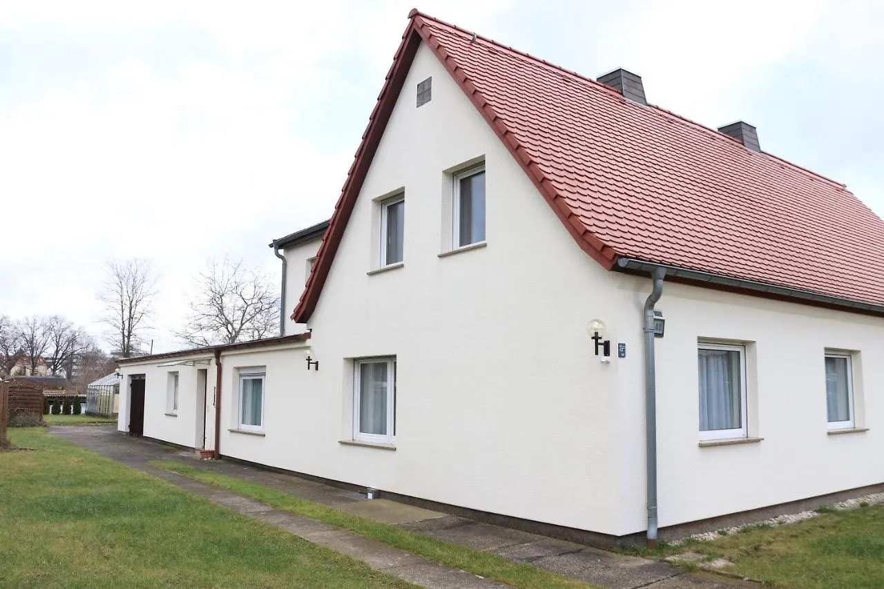 Casa de Férias Liebevoll Eingerichtetes Haus Mit Grossem Garten In Dresden - Telefonnummer Und Video Unter Www Fhvn De Alemanha