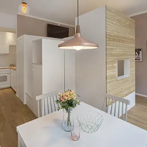 https://modern-design-apartment.find-berlin-hotels.com